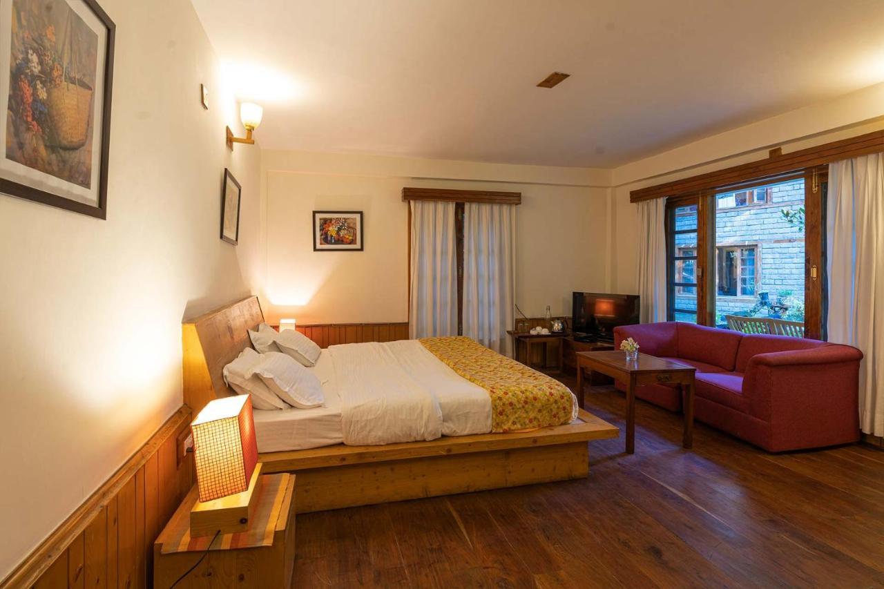 Stayvista At Casa Bella Vista- Mall Road Manāli Dış mekan fotoğraf